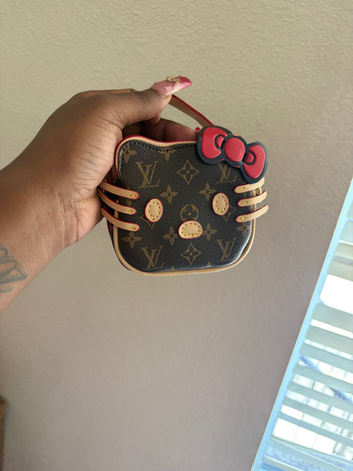 (Preorder) HK LV Mini
