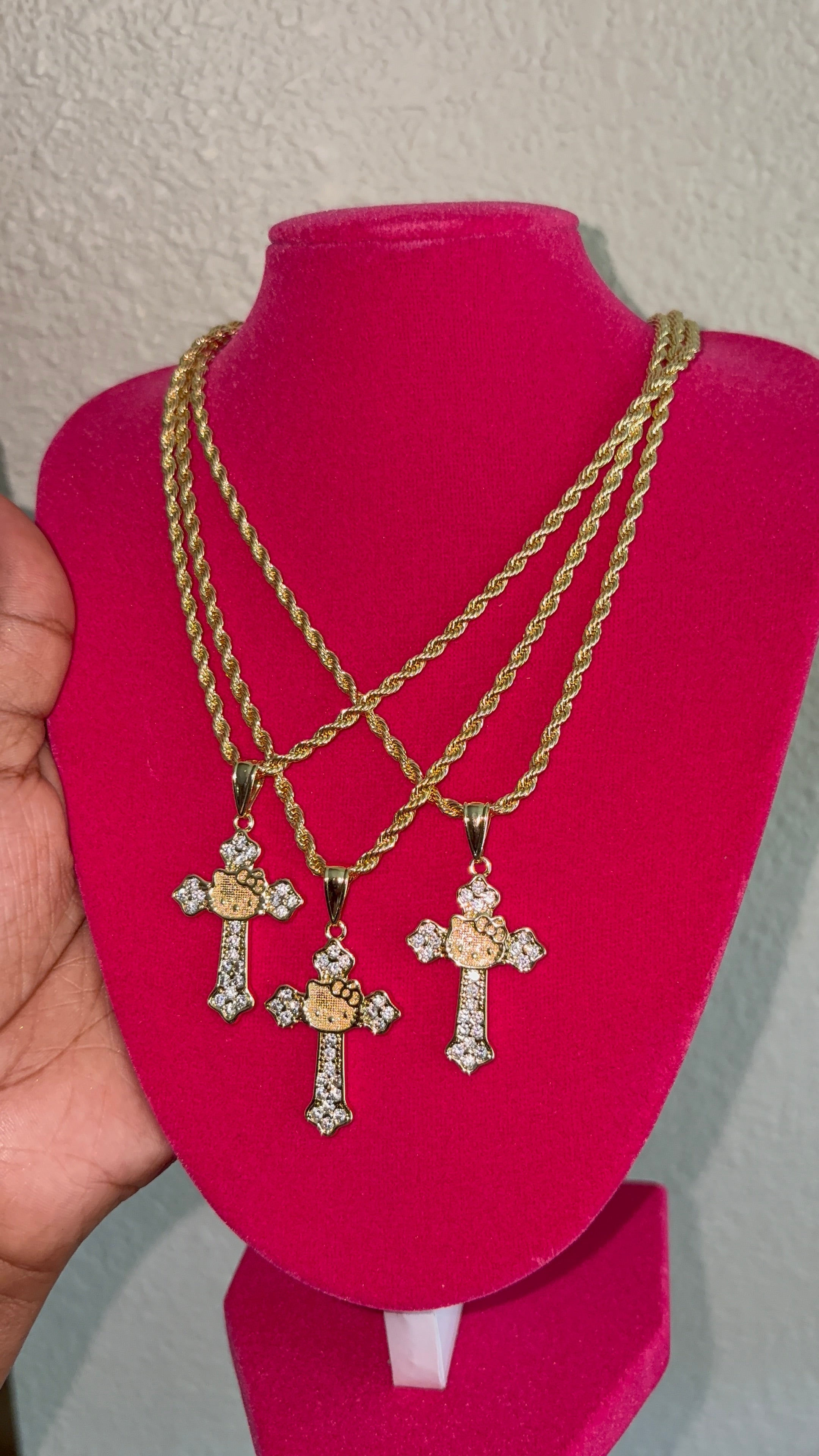 HK Bling Cross chain