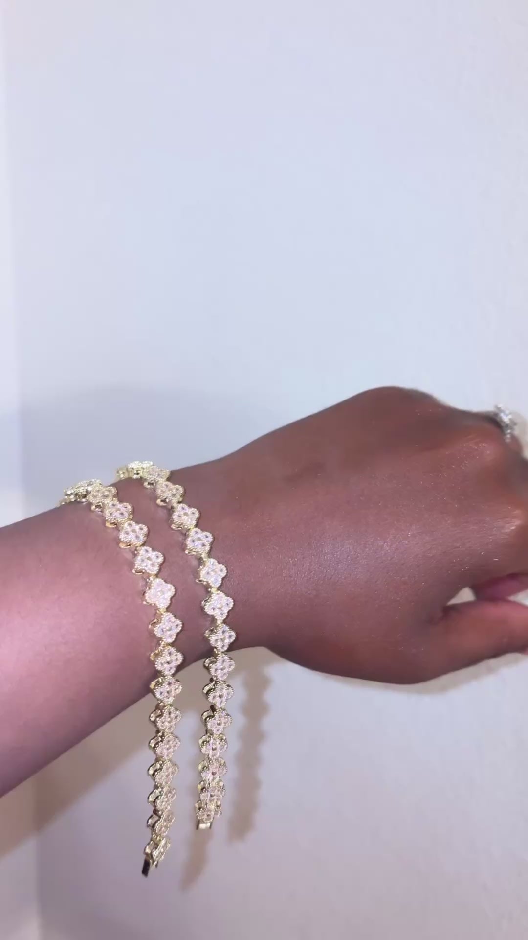 Pink Bling Clover Bracelet
